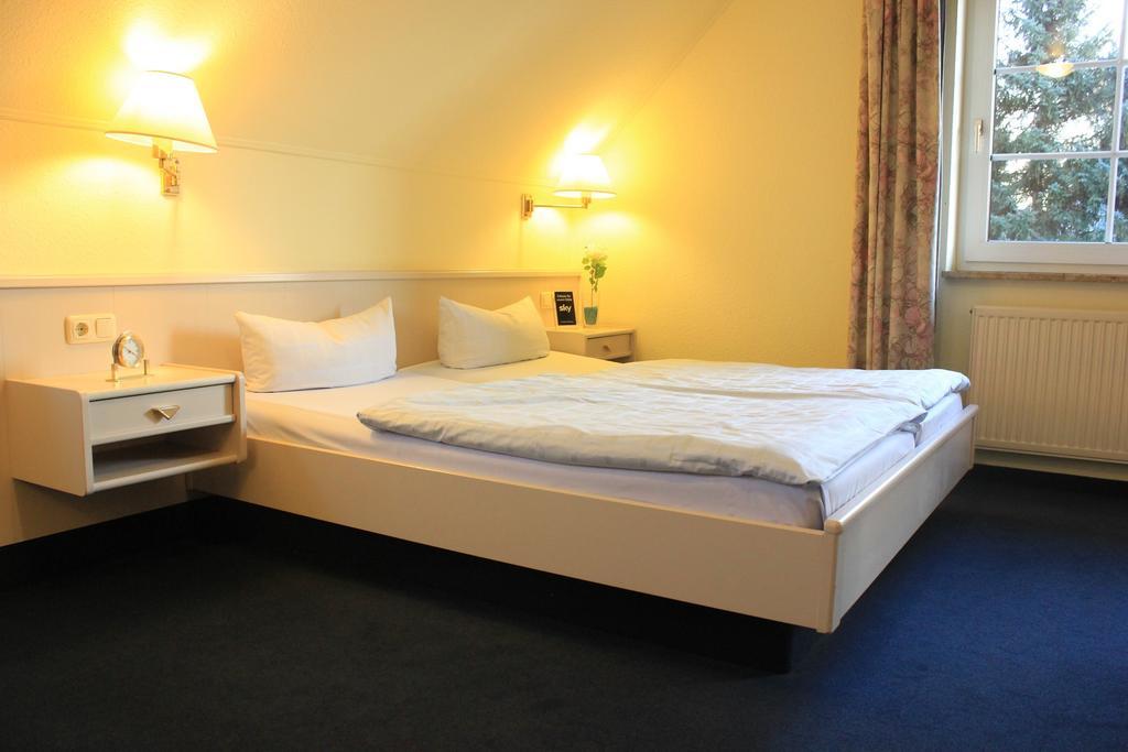 Hotel Altenwerder Hof Amburgo Camera foto