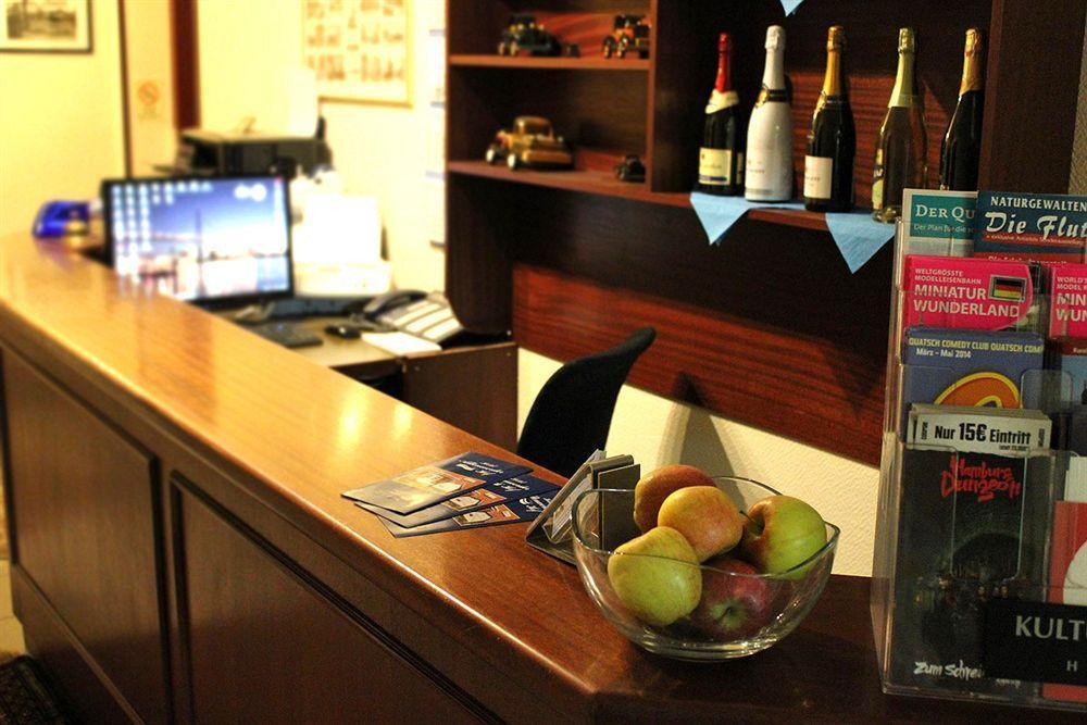 Hotel Altenwerder Hof Amburgo Esterno foto